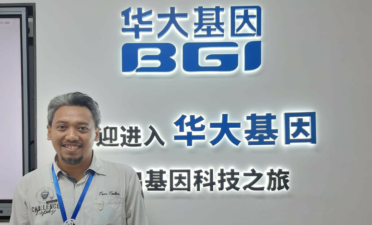 Dr. Dimas Andrianto at BGI Shenzen, China