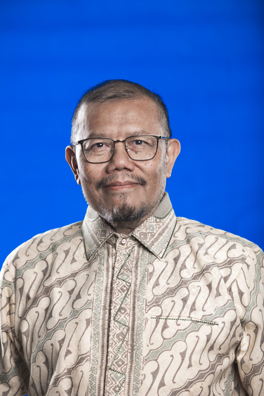 Dr. Ir. Akhmad Endang Zainal Hasan, M.Si
